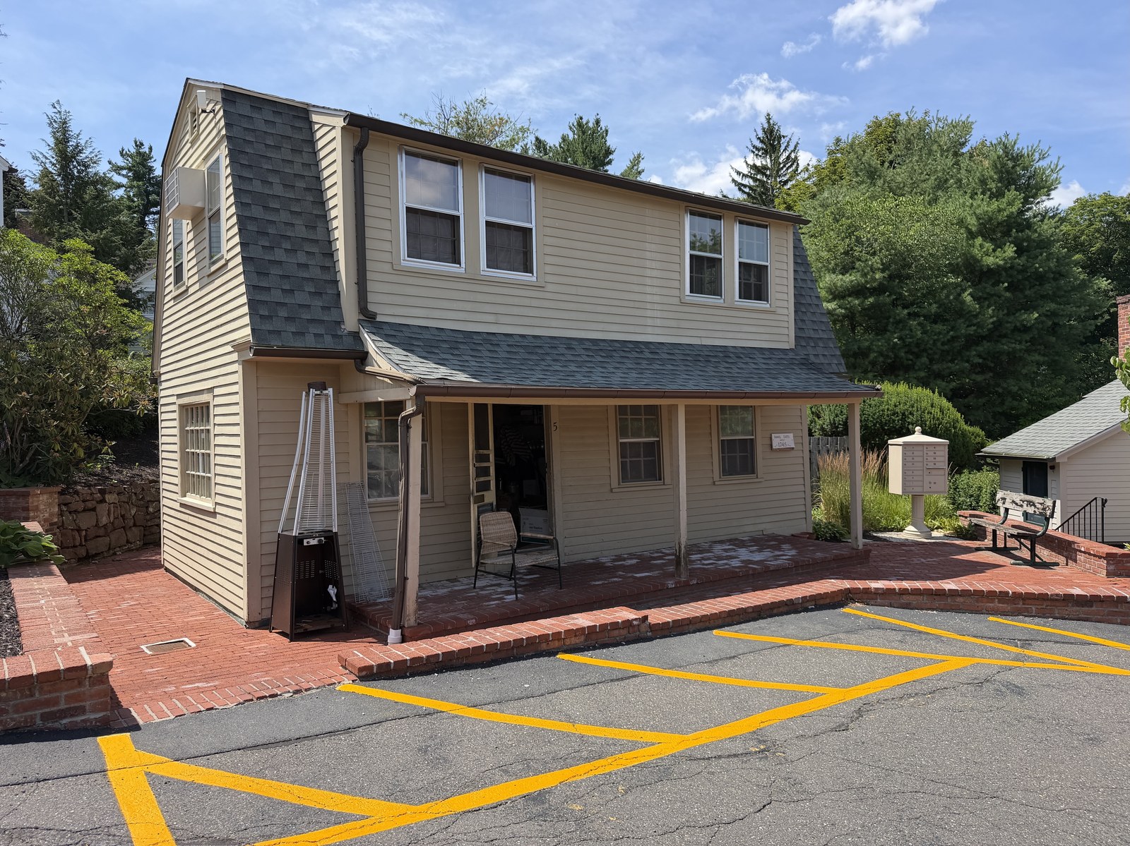 5 Brick Walk Lane exterior, available retail and office space